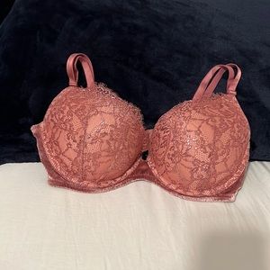 Victoria’s Secret Very Sexy push up bra